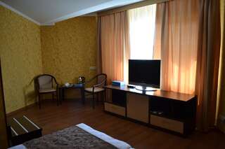 Отель Paloma House Харьков Улучшенный двухместный номер с 1 кроватью-2